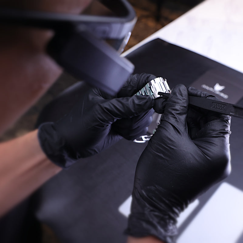 Anti-Pro watch protection film and installation reference image